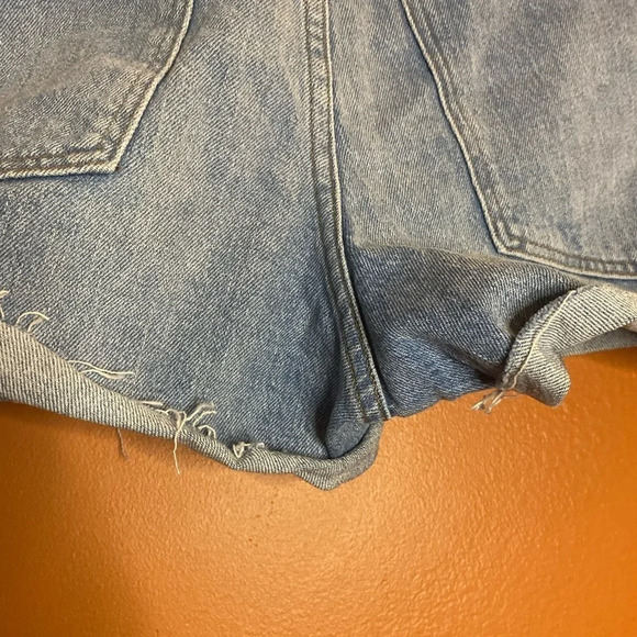 NWT Madewell High-Rise Denim Shorts in Astell - Picture 6 of 6